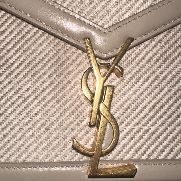 Saint Laurent YSL Cassandra Shoulder Bag - Picture 3 of 14